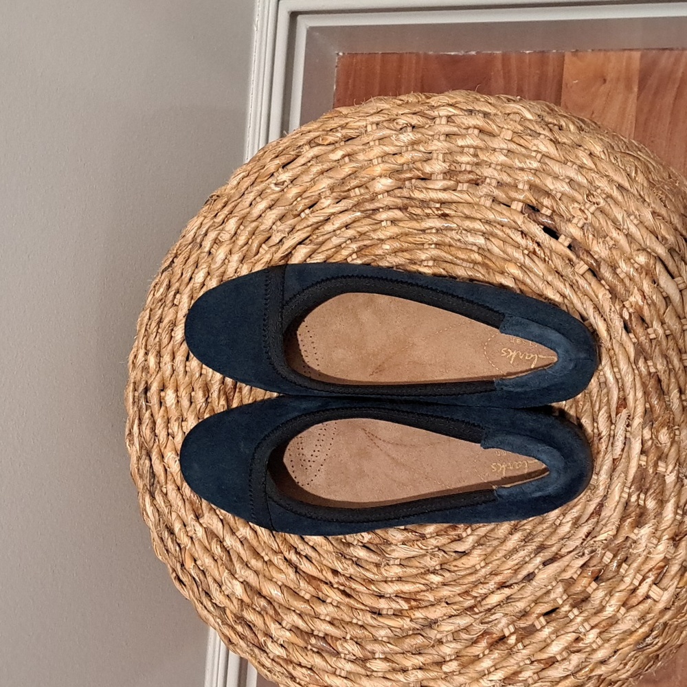 NWT Clarks Womens Artisan Blue Suede Ballet 1.25" Wedge Flats Elastic Trim S-7.5 - Picture 5 of 9